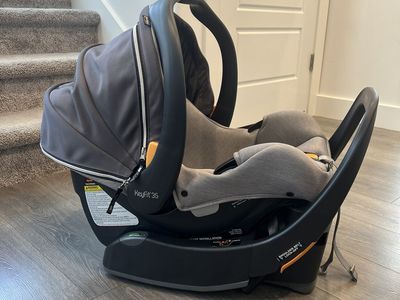 Chicco KeyFit 35 Zip ClearTex Infant Car Seat & Base