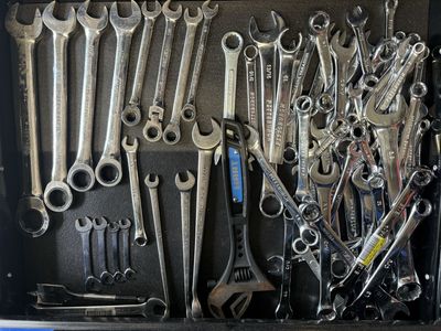 Mixed Wrench Lot - Pittsburgh, Gearwrench, Craftsman, Husky & Hart Adjustable Wrench