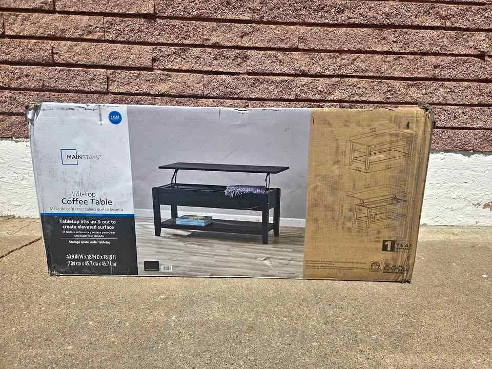 Mainstays Lift Top Coffee Table with Storage Shelf, Black wood finish