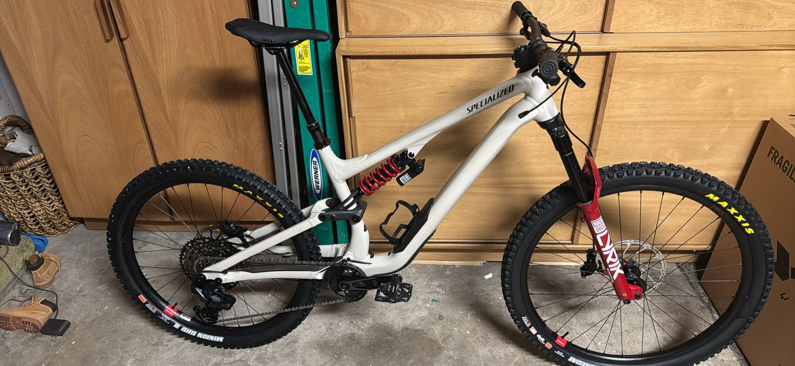 2026 S5 Stumpjumper Evo Alloy Custom