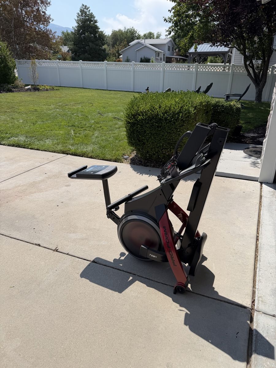 ProForm 750R Folding Rowing Machine