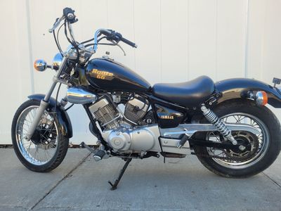 1988 Yamaha Virago 250 with title