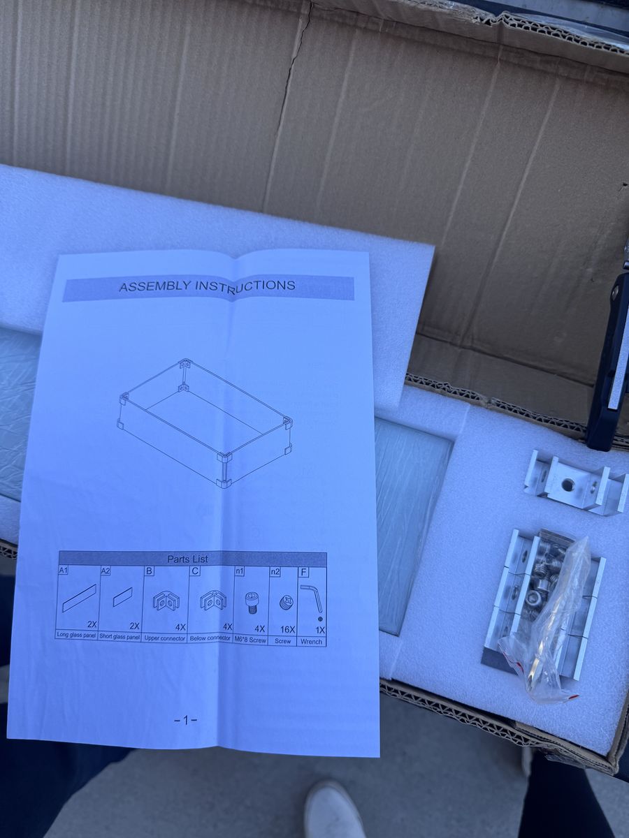 Glass Wind Guard for Rectangular Fire Pit Table