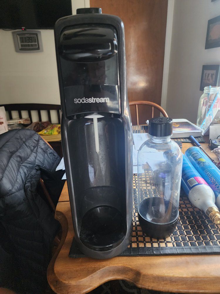 SodaStream Sparkling Water Maker with Bottle and CO2 Cylinders - Black