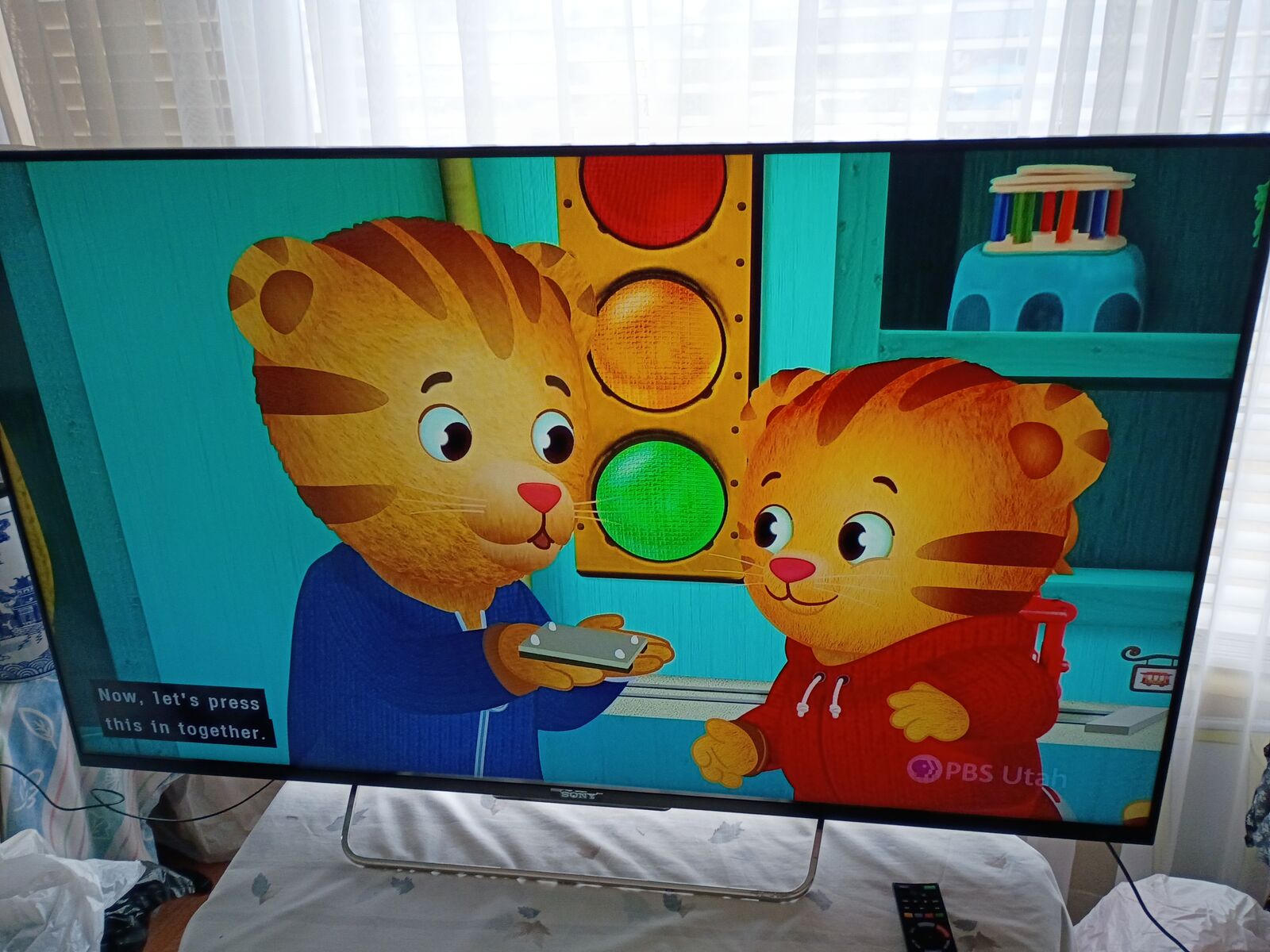 Sonia LED TV 55" Inches 1920x1080 WI-FI Stream Photos 3D Display