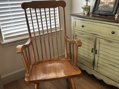 Vintage + MINT Oak rocking chair