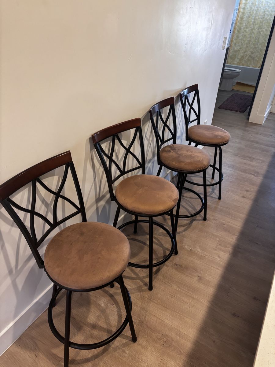 Bars stools