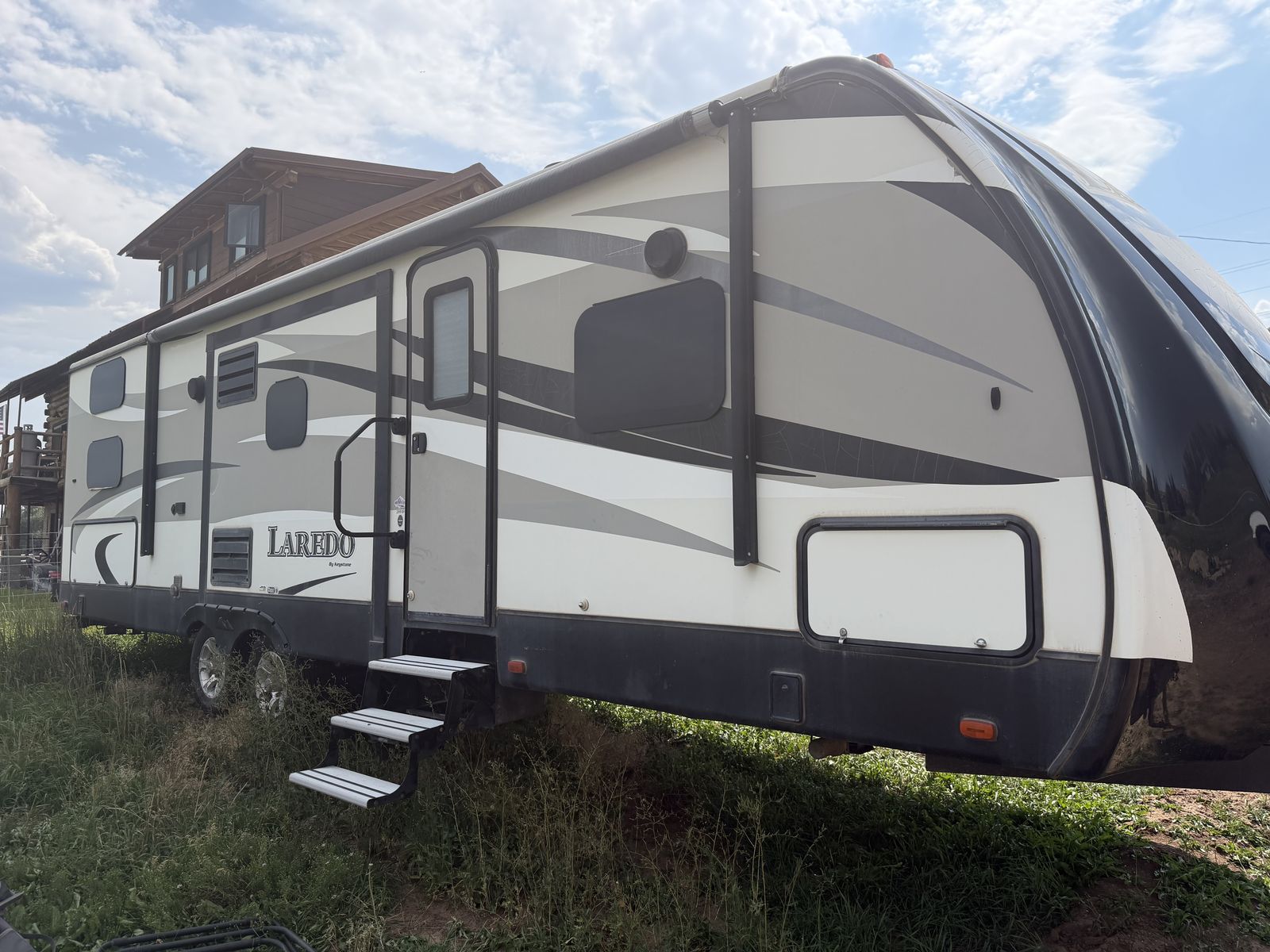  2016 keystone Laredo 299bh