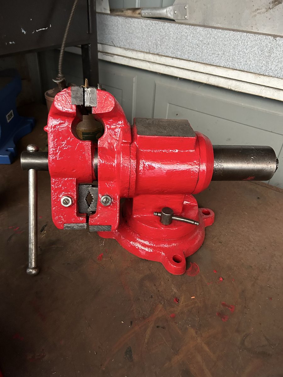 Heavy Duty 5” jaws Red 360 degree Bench Vise with Swivel Base