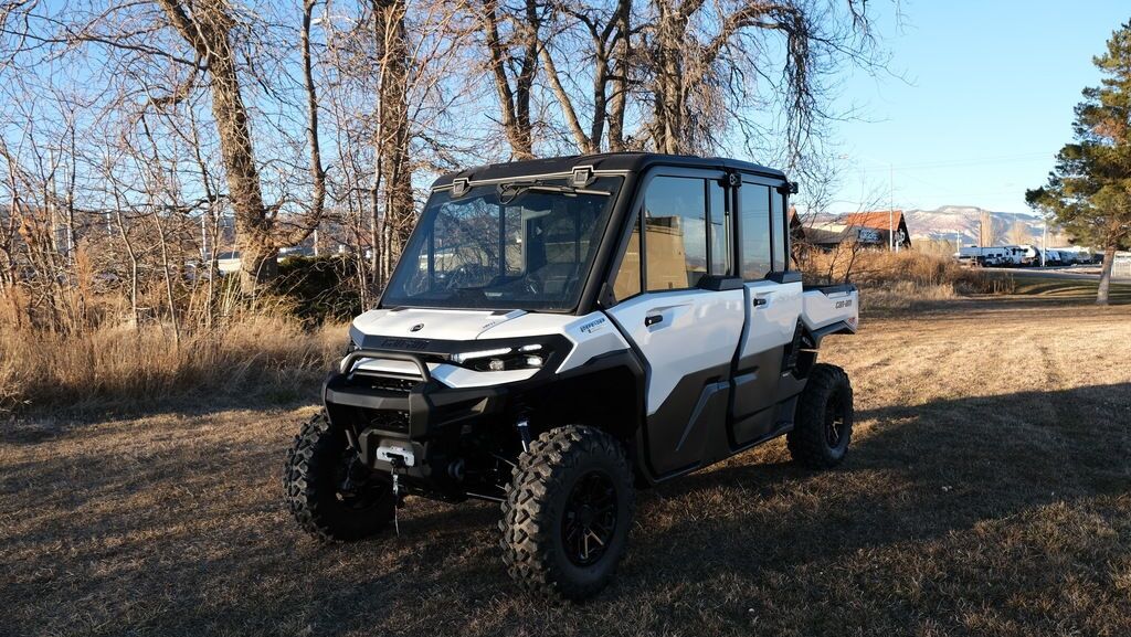2026 Can-Am Defender MAX Limited HD11