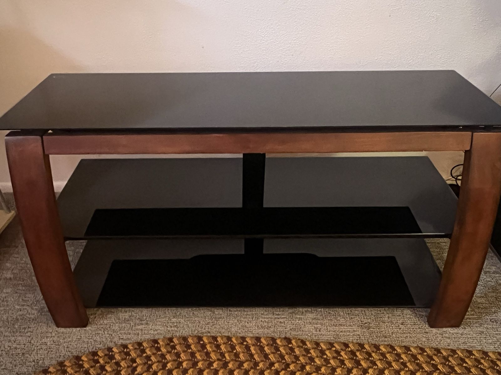 Main image 6
