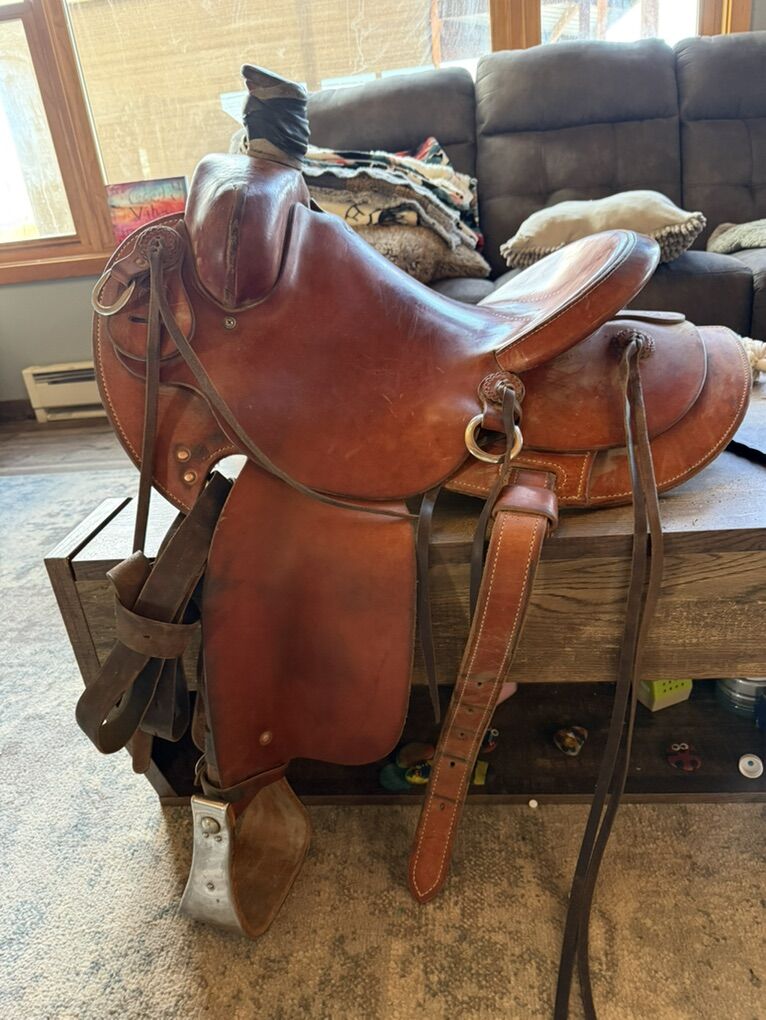 All Around 14  Custom Saddle