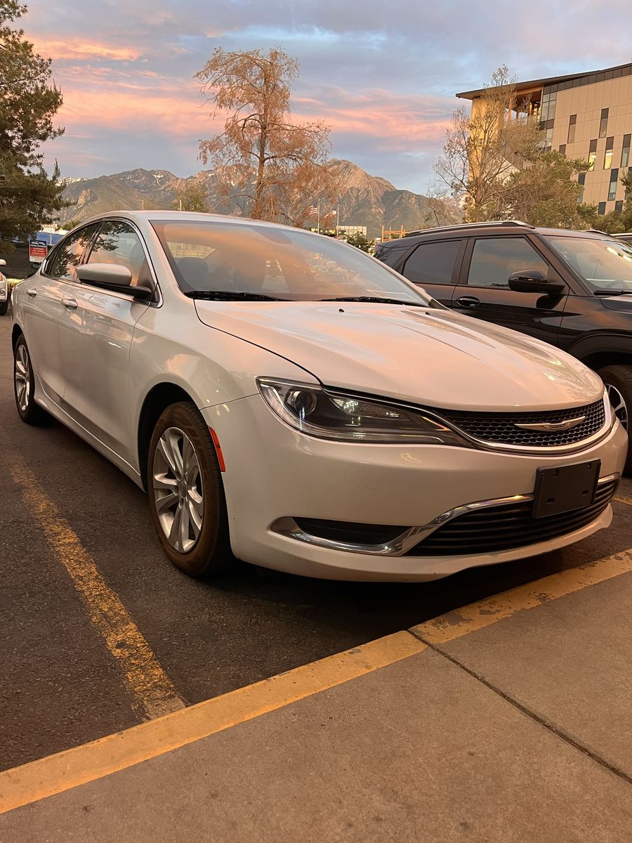 2015 Chrysler 200 