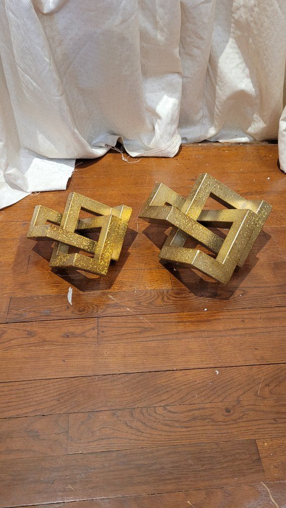Gold Geometric Decor