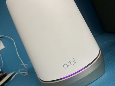 Netgear Orbi RBR960 Wi-Fi 6E 10Gbps Quad-Band Router.