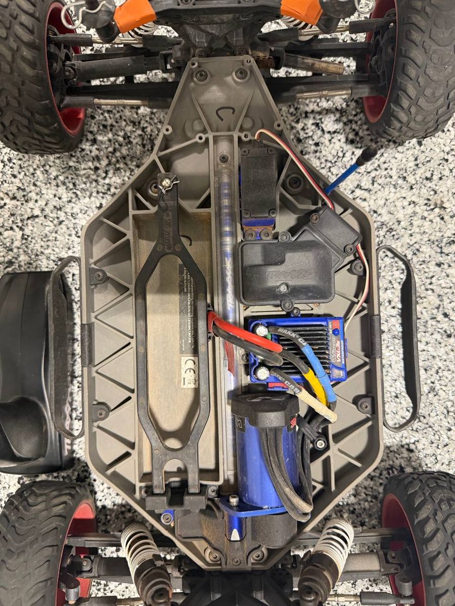 Main image 7