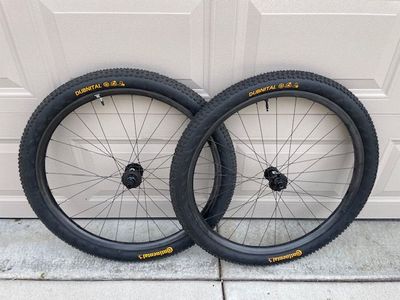 Forge & Bond Industry 9 Hydra 29" carbon wheelset
