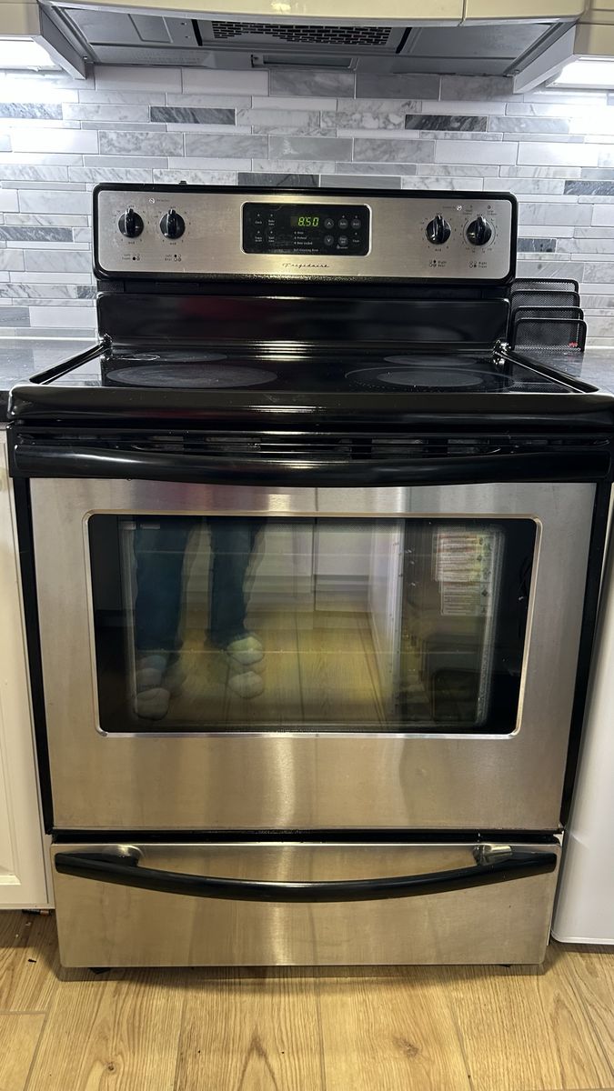 Stainless Steel Electric Oven/Range