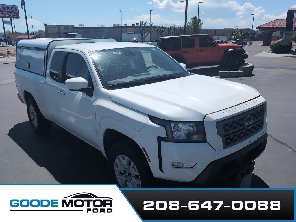 2023 Nissan Frontier SV