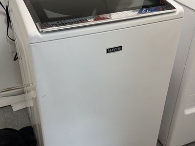 Maytag washer & Dryer XL