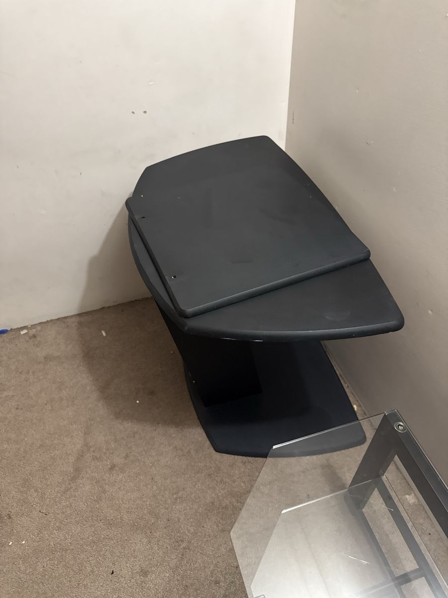 Main image 7