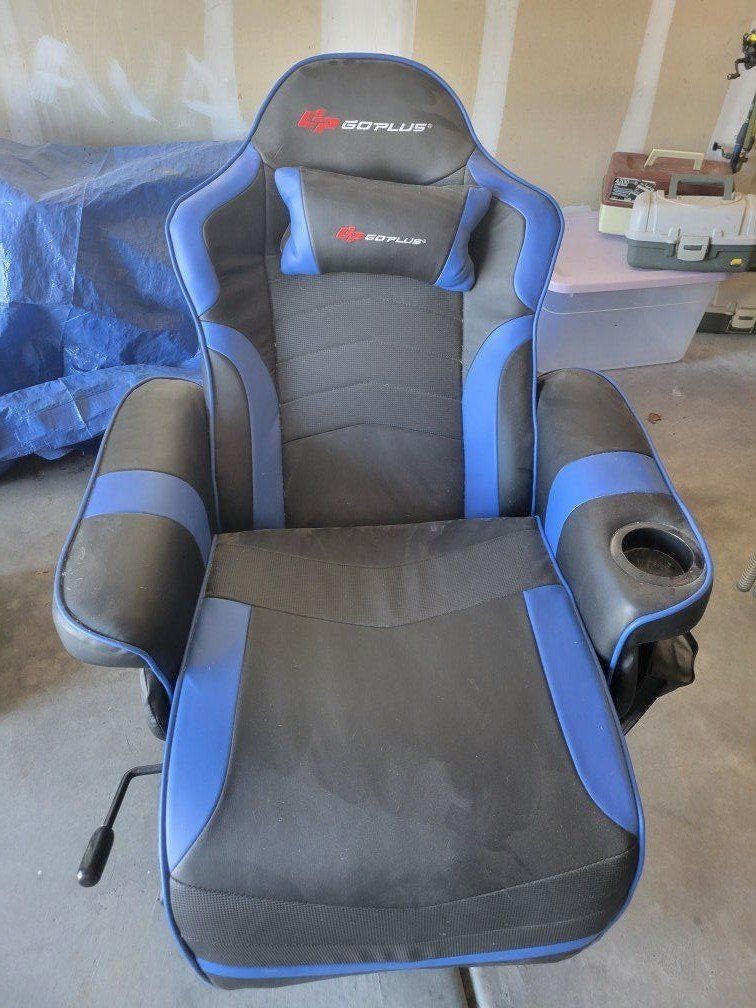 Gaming chair