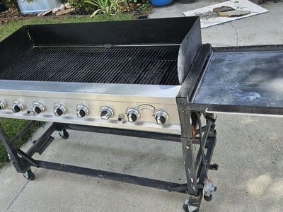8 burner grill