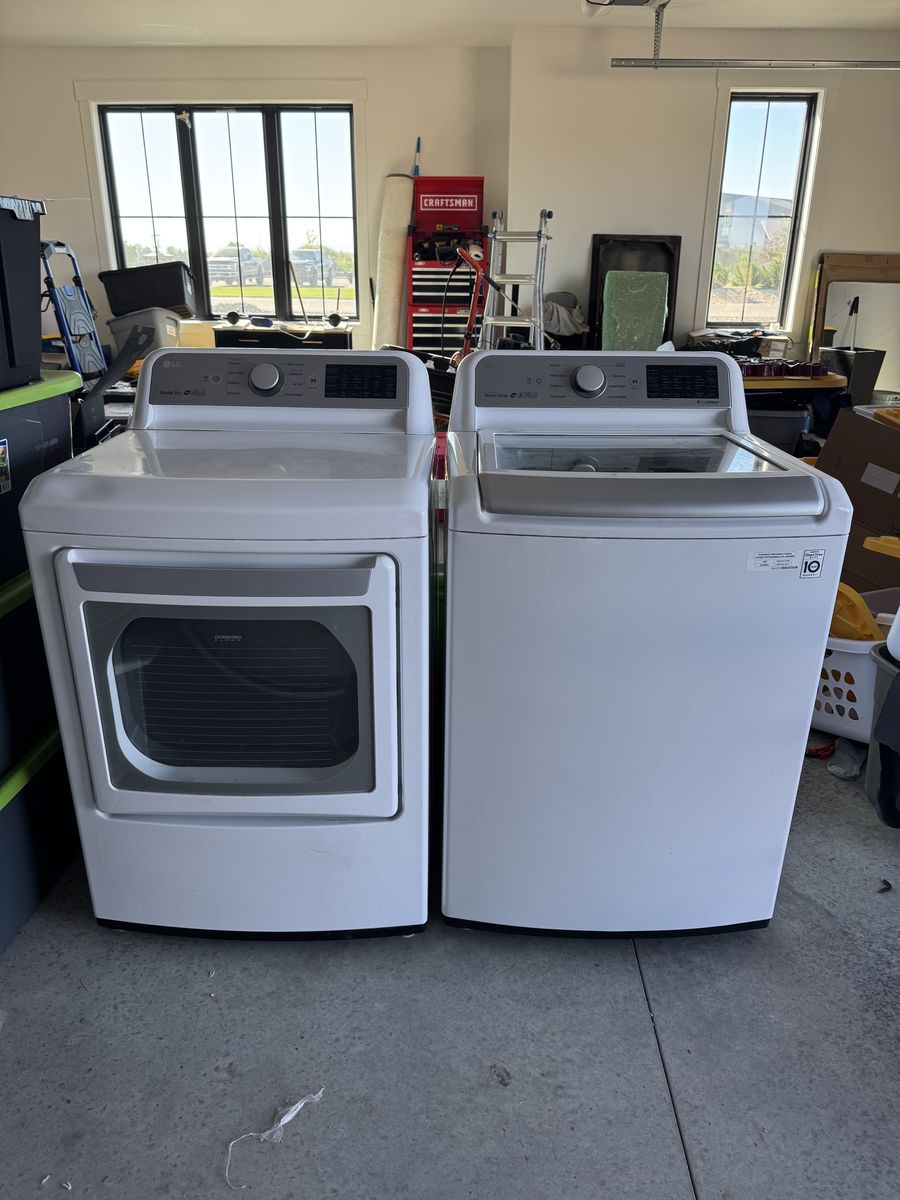 LG Washer & Dryer Set