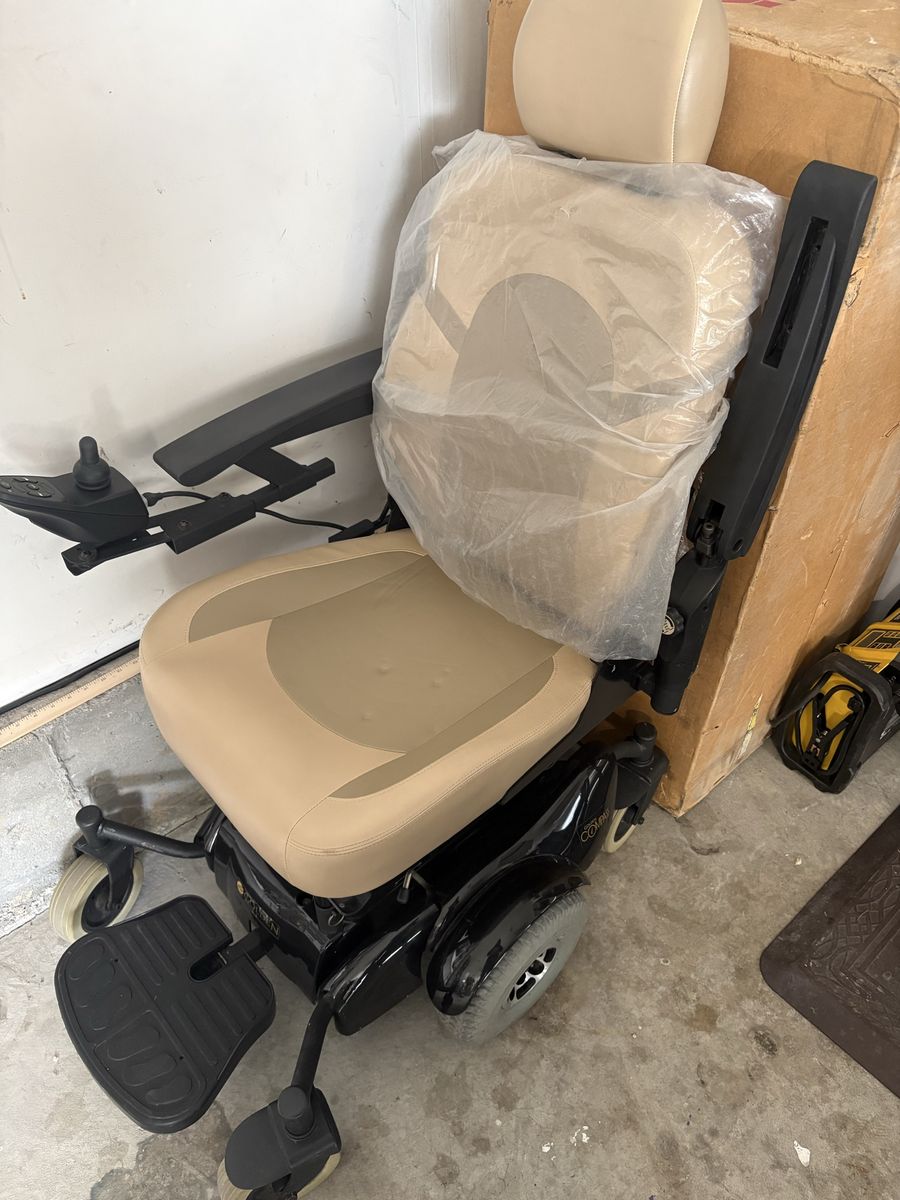 Powe wheelchair Golden
