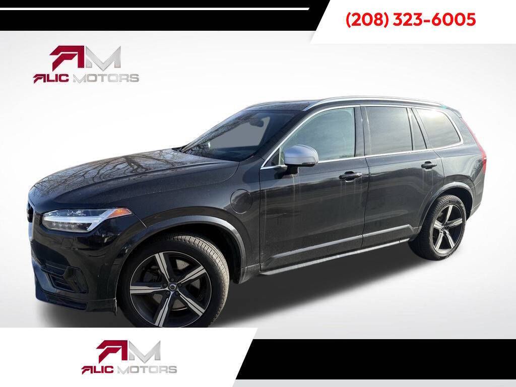 2018 Volvo XC90 T8 eAWD R-Design