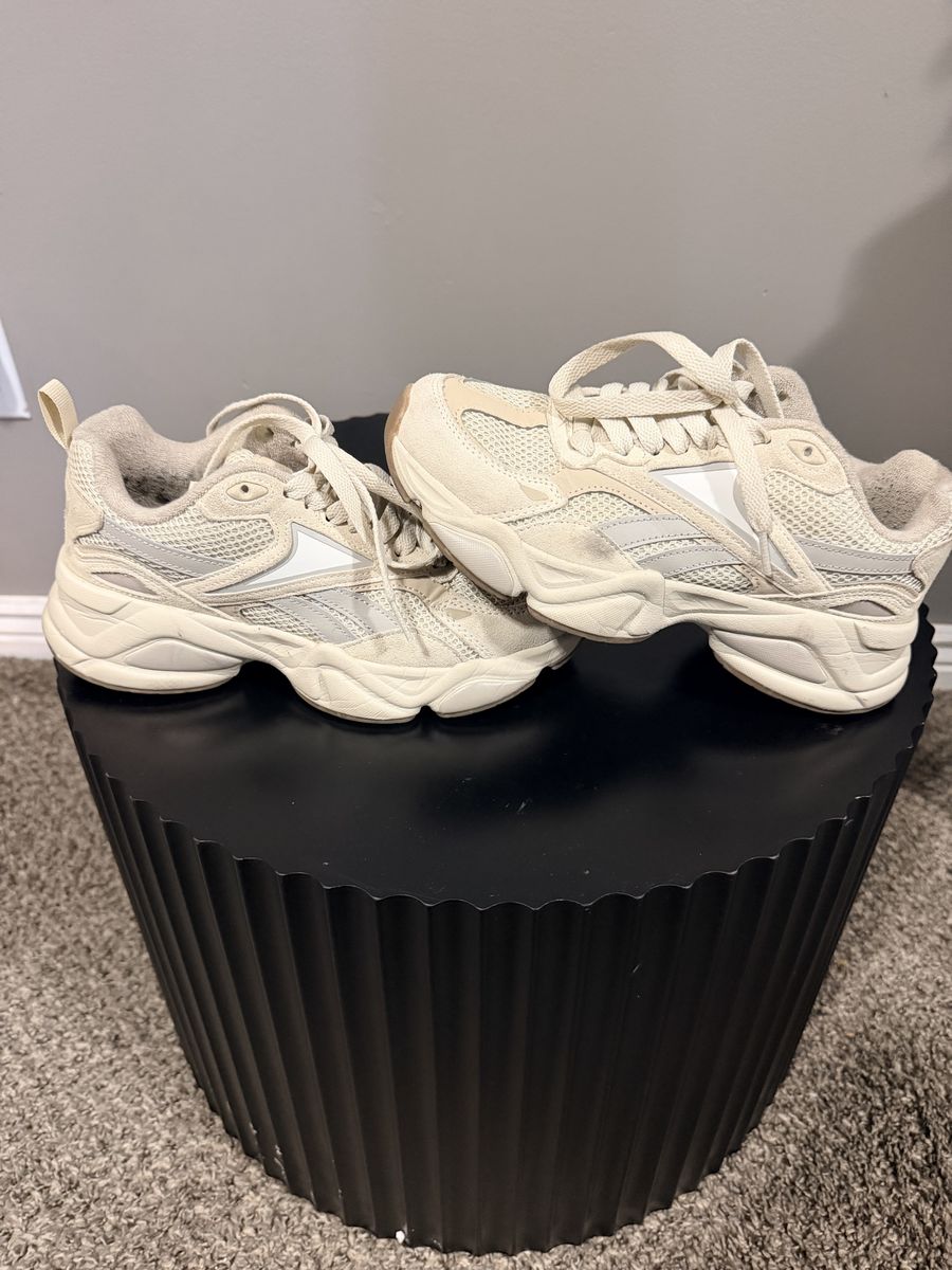 Women’s Reebok