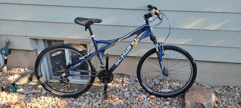 Schwinn Aluminum Comp Mountain Bike