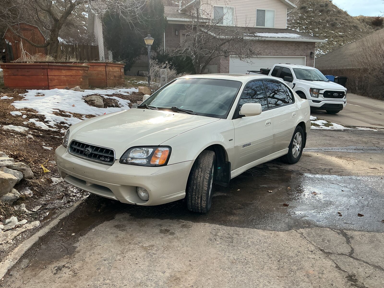 2004 Subaru Outback H6-3.0 VDC