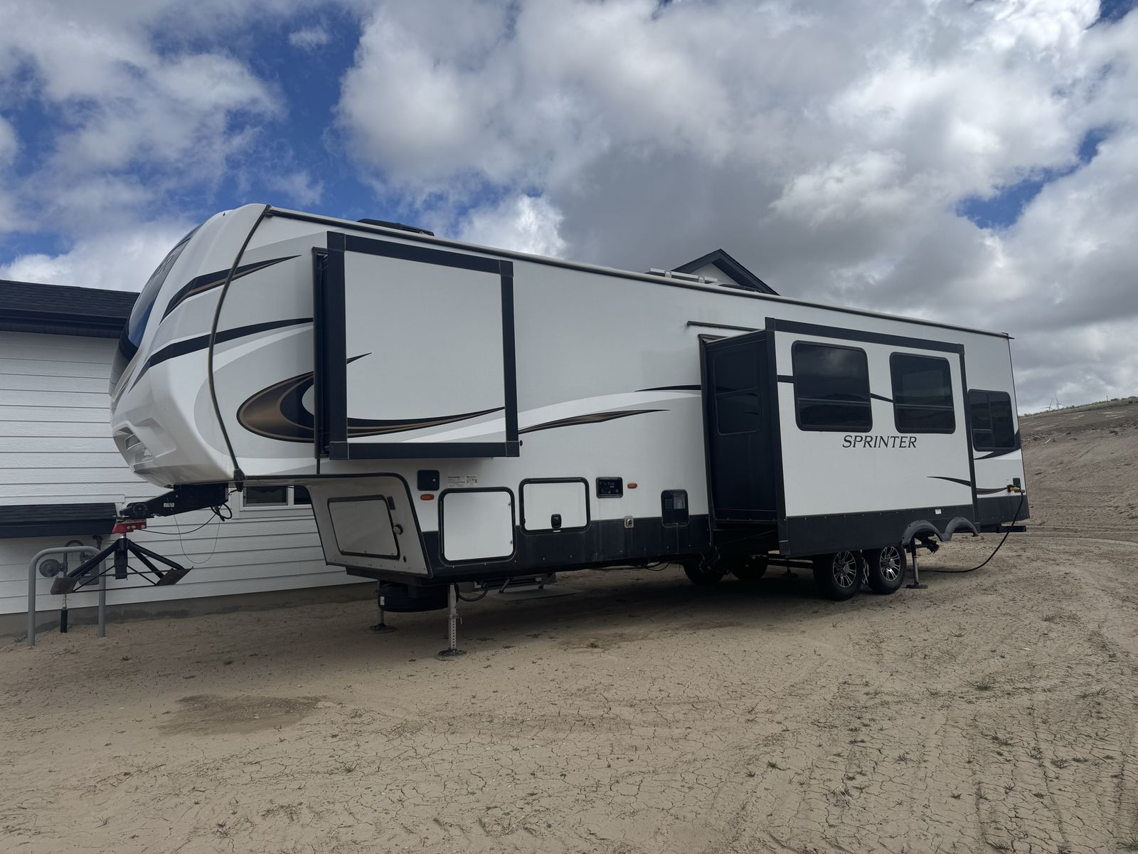 2022 Keystone Sprinter 35BH