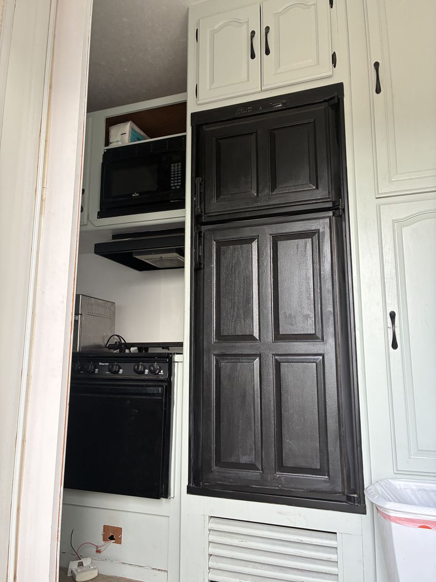 Main image 7