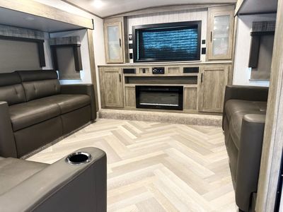 2022 Forrest River Salem Hemisphere 378FL Fifth Wheel RV Travel Trailer
