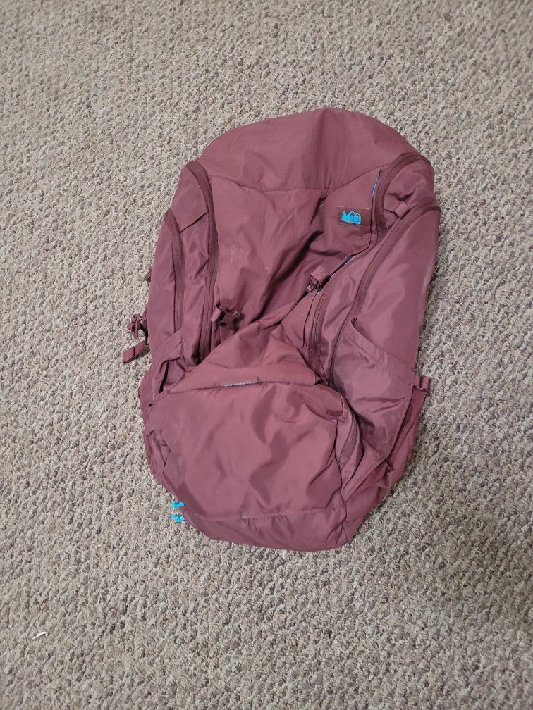ruckpack 40l travel backpack