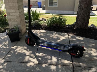 Like NEW Wheelspeed electric scooter