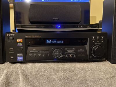 Sony DTS Surround Reciever In 5.1 With Speakers.