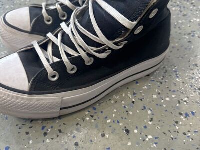 womens Size 6.5 Converse All Star Chuck Taylor