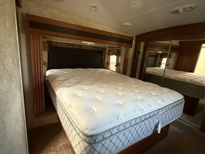 2014 Keystone Cougar Highcountry Model 299RKS