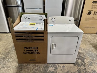 AMANA WASHER AND DRYER SET
