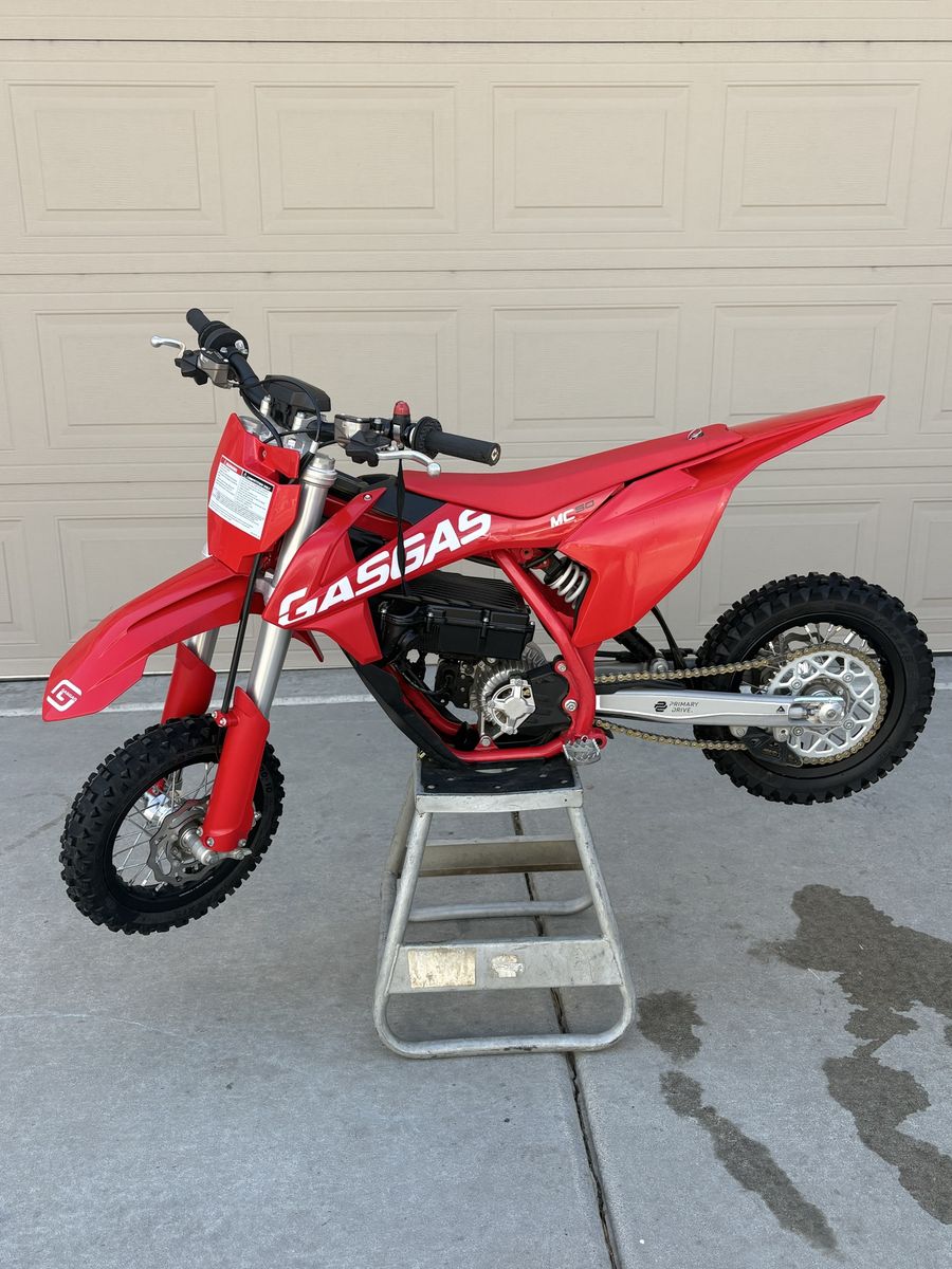 GASGAS MC-E 3 Electric Dirt Bike