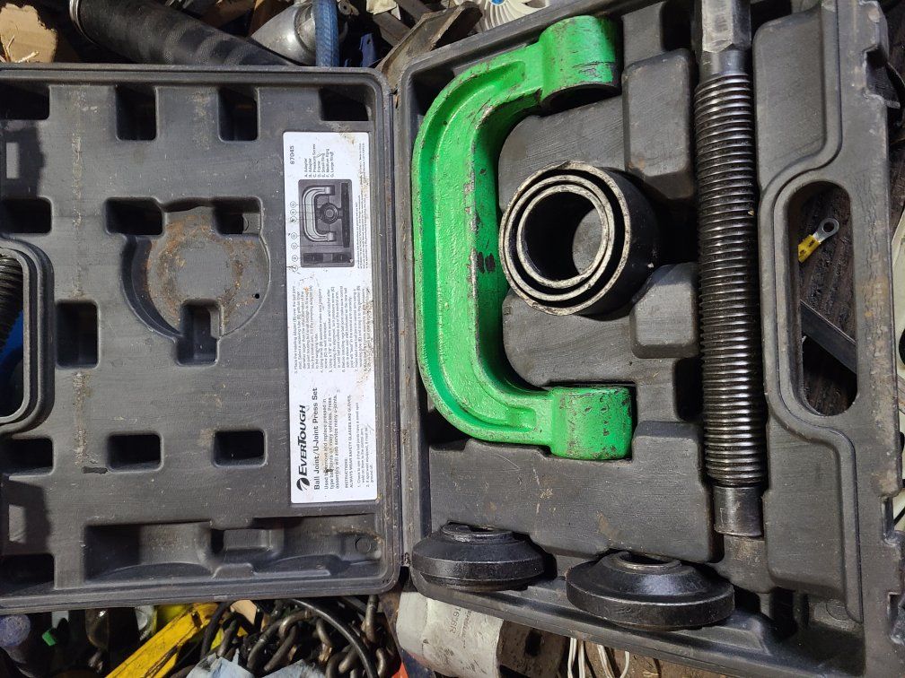 Ball joint kit power steering Remove and installer