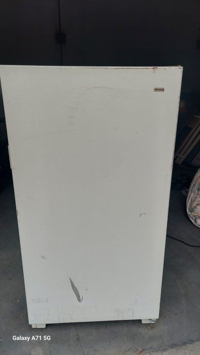 Kenmore Upright Freezer White Used