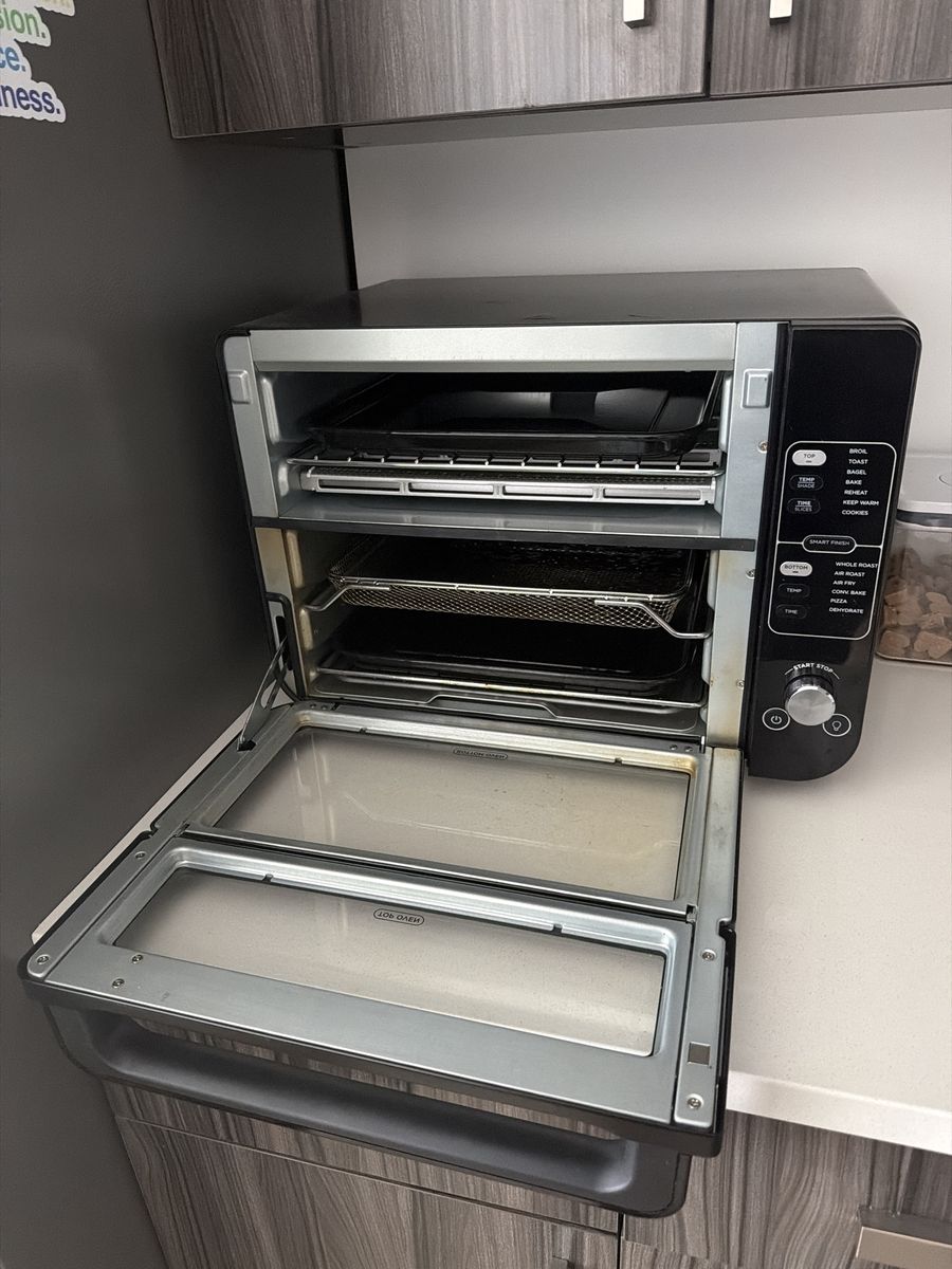 Ninja 12 in 1 Air Fryer and Oven