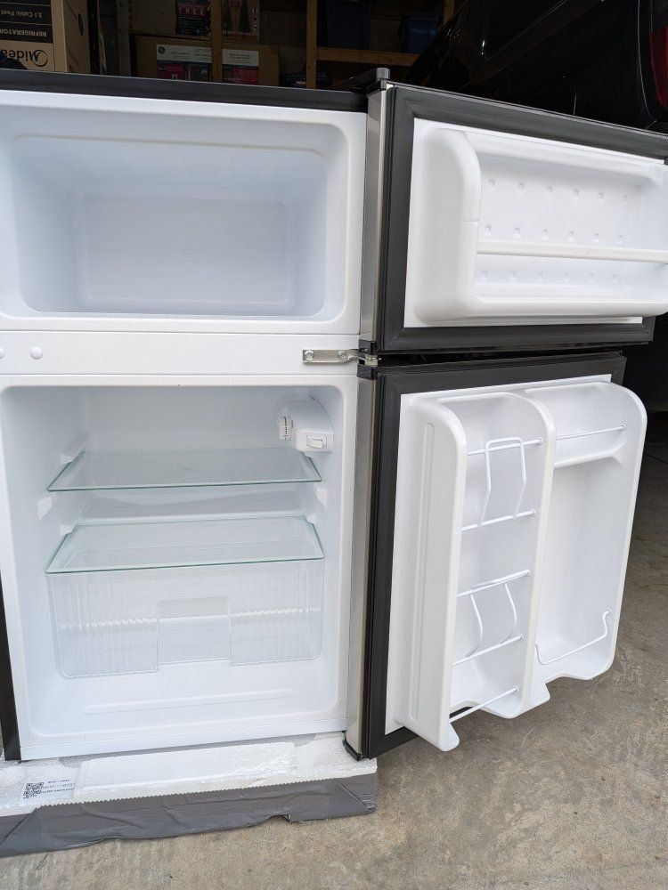 Mini Fridge and Freezer
