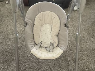 Baby swing
