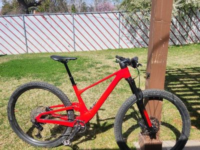 2023 Scott Spark 960 Mountain Bike size small