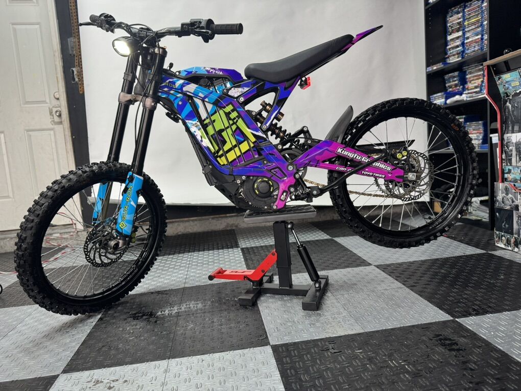 2023 SURRON LIGHT BEE X – LOW MILES